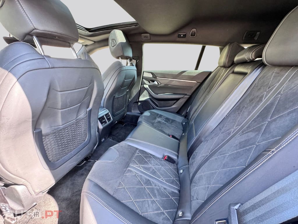 Peugeot 508 SW Hybrid 225 GT Pack I.V.A DEDUTIVEL 
