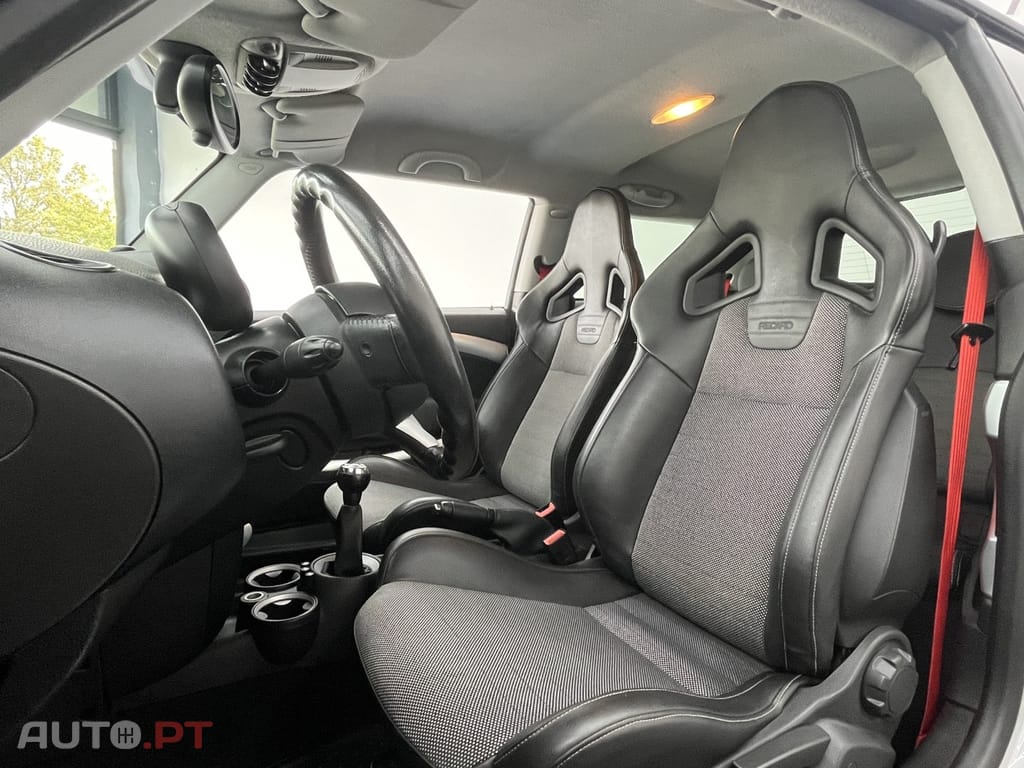 MINI Cooper Cooper S