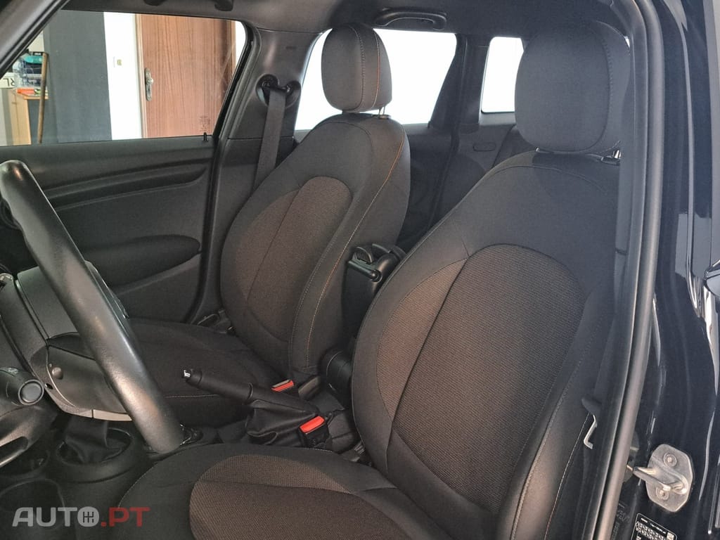 MINI Cooper One D