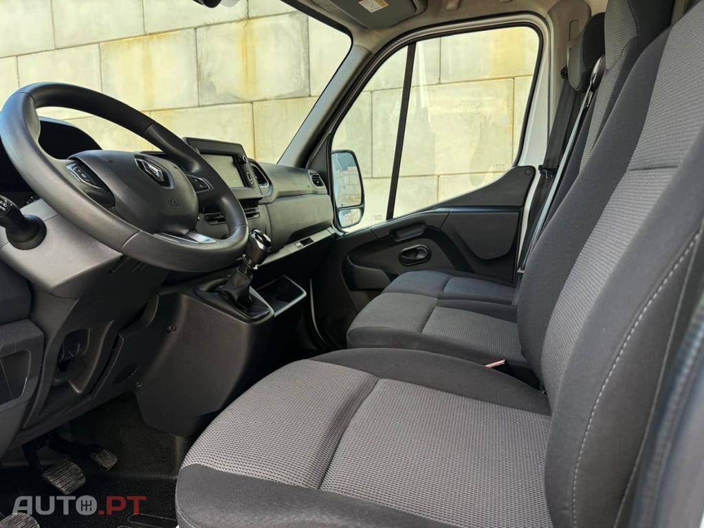 Renault Master 2.3 dCi 100.33 L2H2