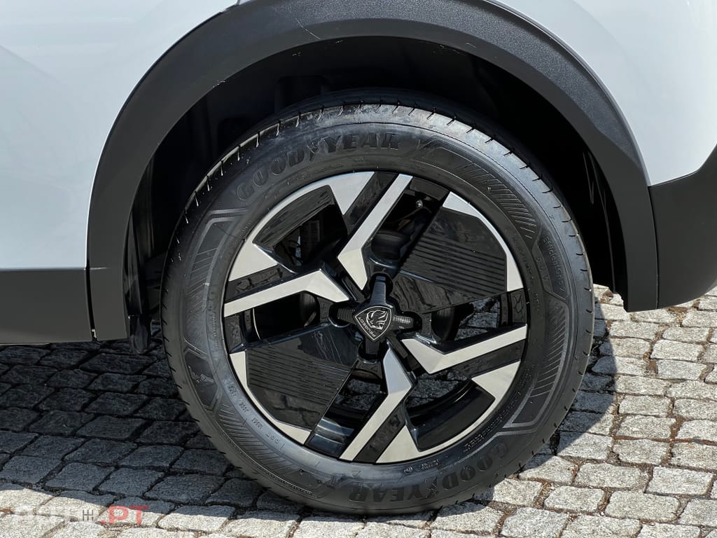 Peugeot 2008 1.2 PureTech Allure