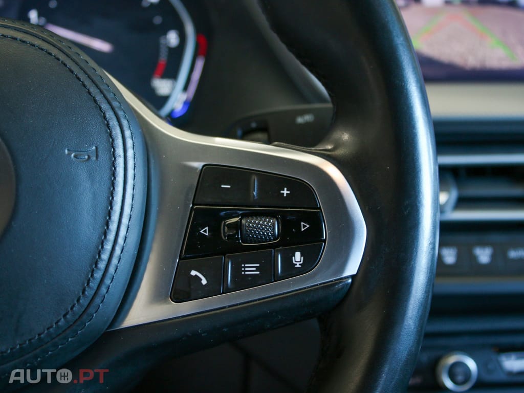BMW 216 d Pack Desportivo M