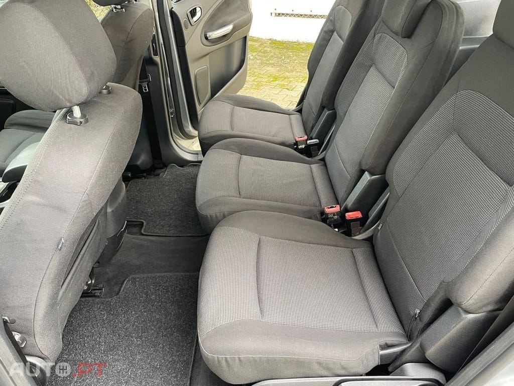 Ford S-Max 1.8 TDCi Titanium 7L
