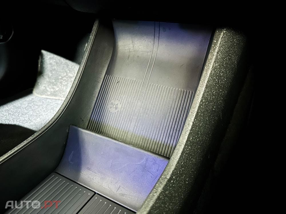 Volvo EX30 Single Motor Extended Range RWD Plus