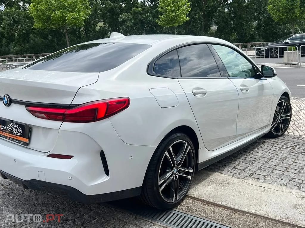 BMW 216 d Pack Desportivo M