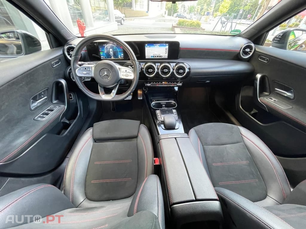 Mercedes-Benz A 250 e AMG Line