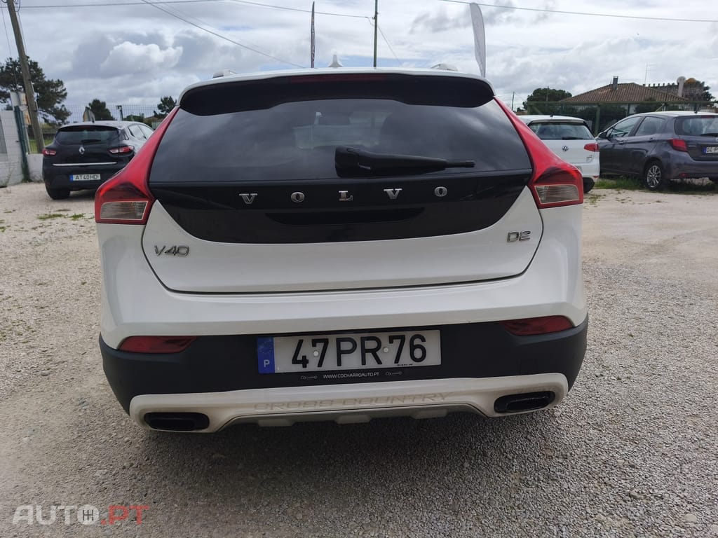 Volvo V40 Cross Country 1.6 D2 Summum