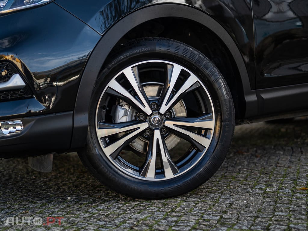 Nissan Qashqai 1.2 DIG-T N-Connecta 18