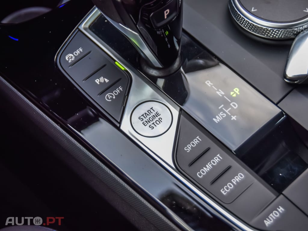BMW 216 d Pack Desportivo M