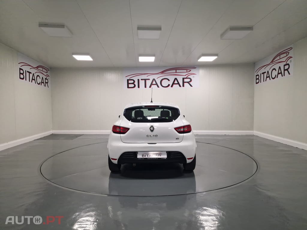 Renault Clio SOCIETE 1.5 DCI ZEN IVA DEDUTÍVEL
