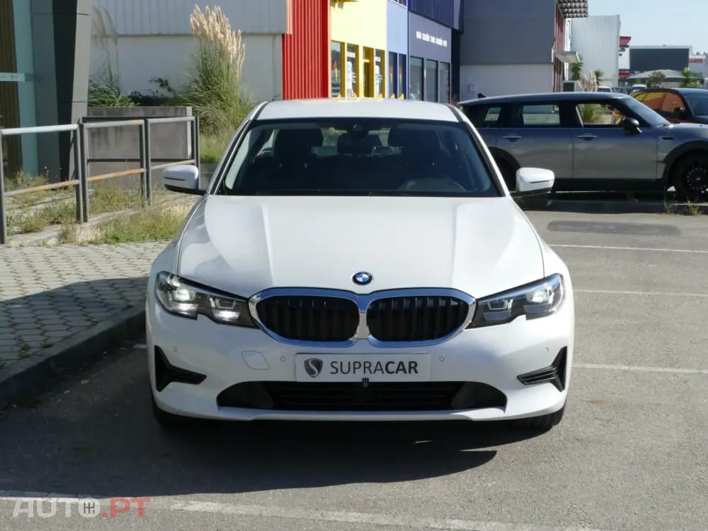 BMW 330 e iPerformance Advantage