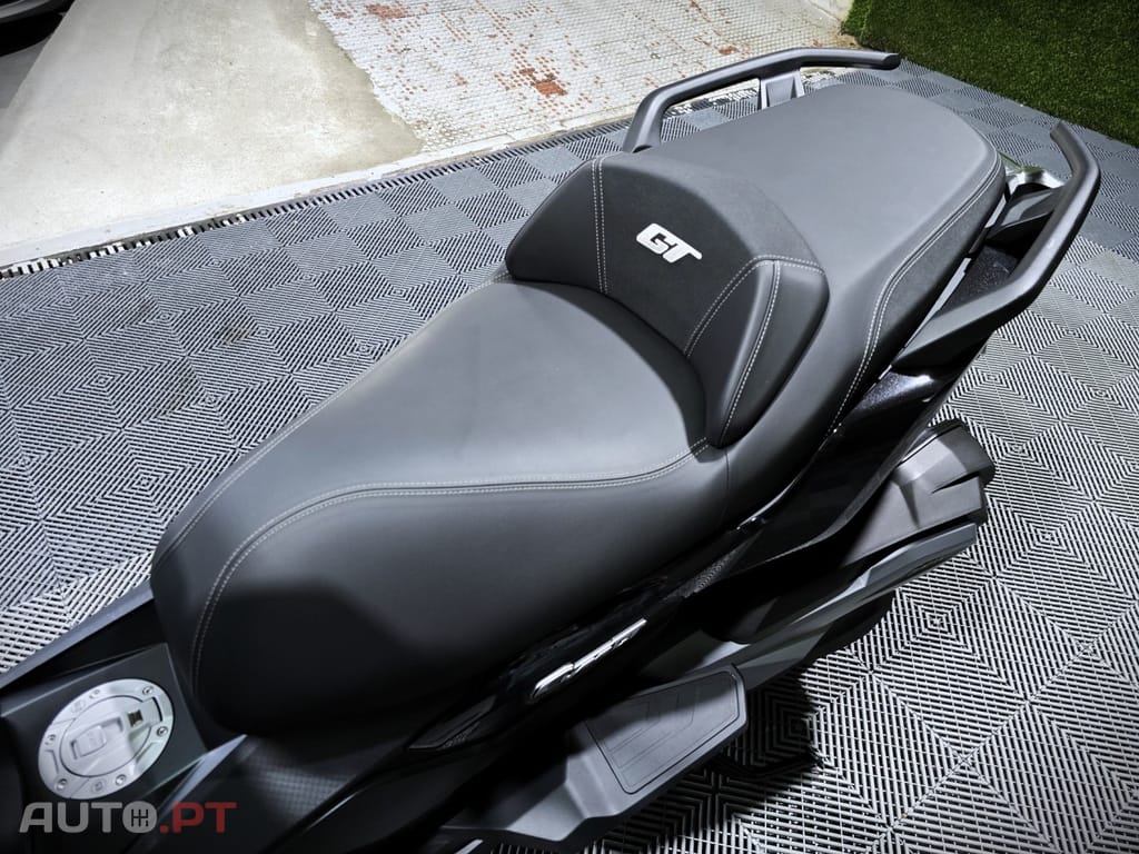 BMW C 400 GT Triple Black