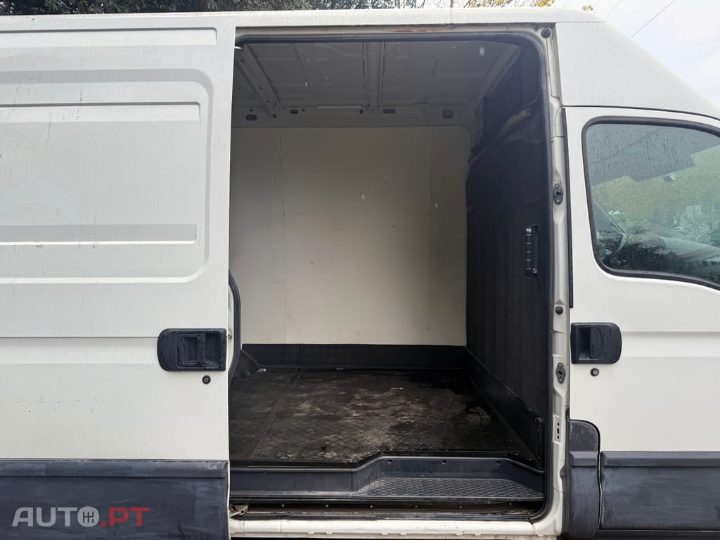 Iveco Daily 35C13 2.8 126CV 2002 175MILKM REAIS