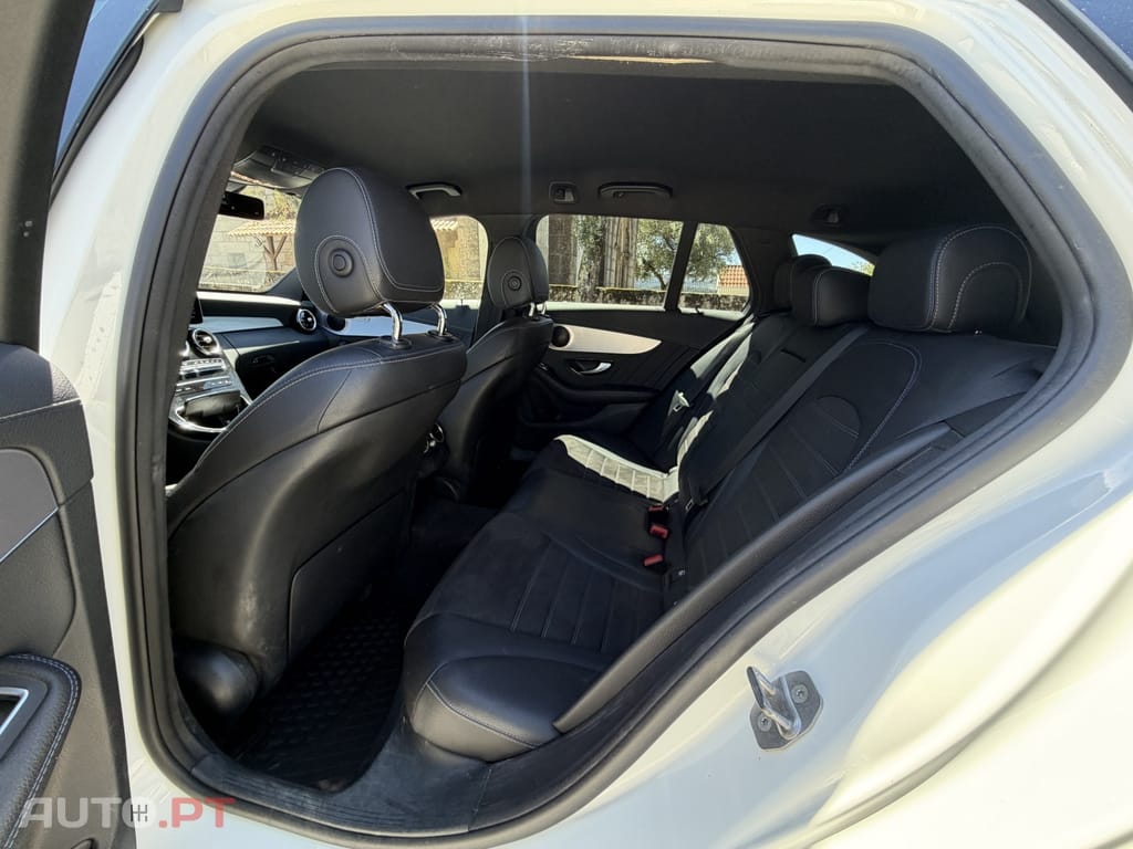 Mercedes-Benz C 300 de T 9G-TRONIC AMG Line