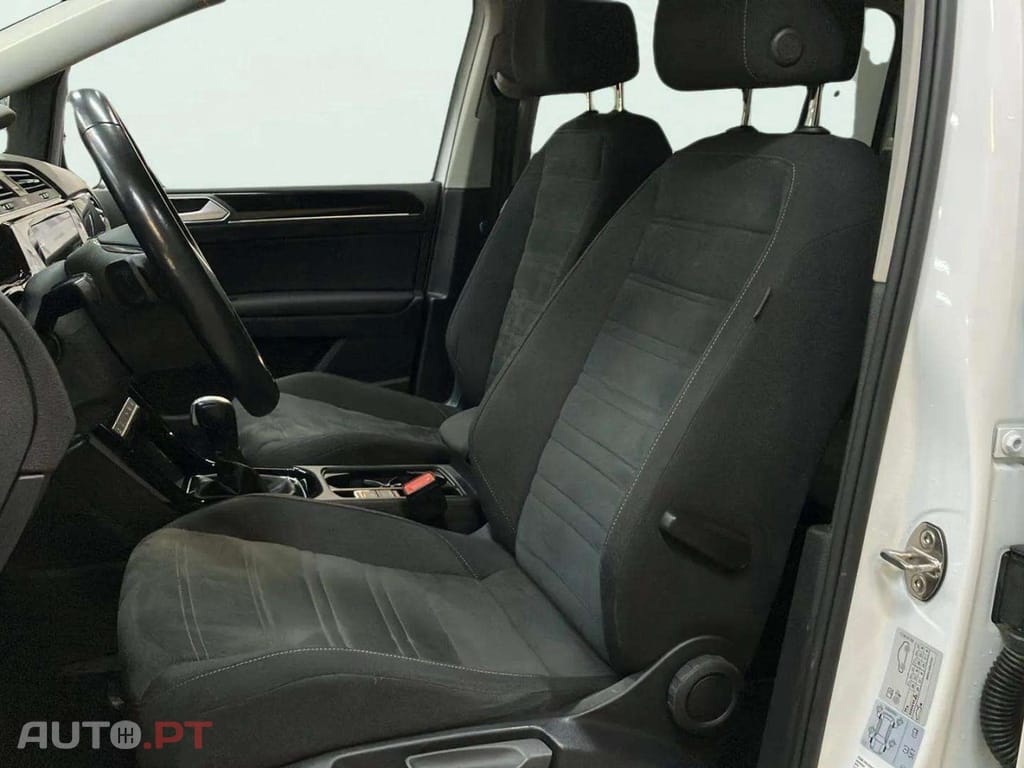 Volkswagen Touran R Line