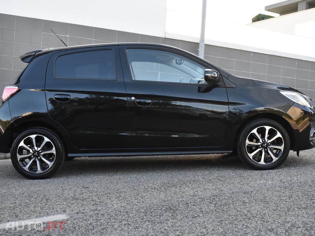 Mitsubishi Space Star 1.2 Intense Connect Edition