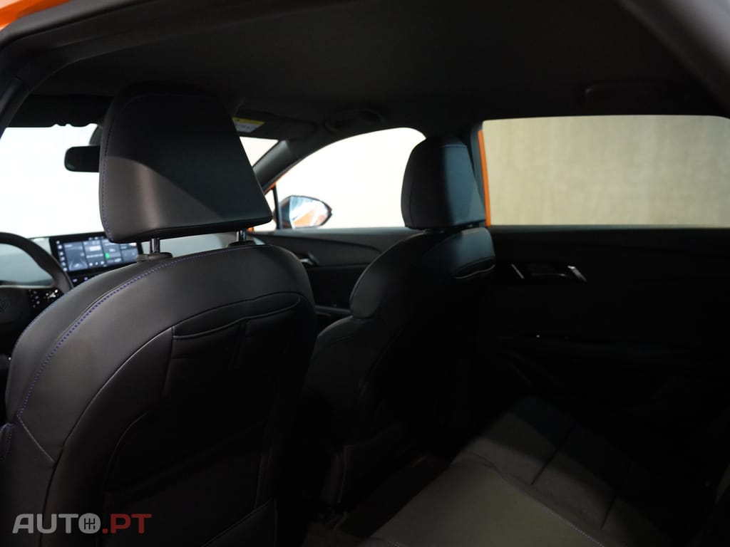 MG MG4 64 kWh Luxury