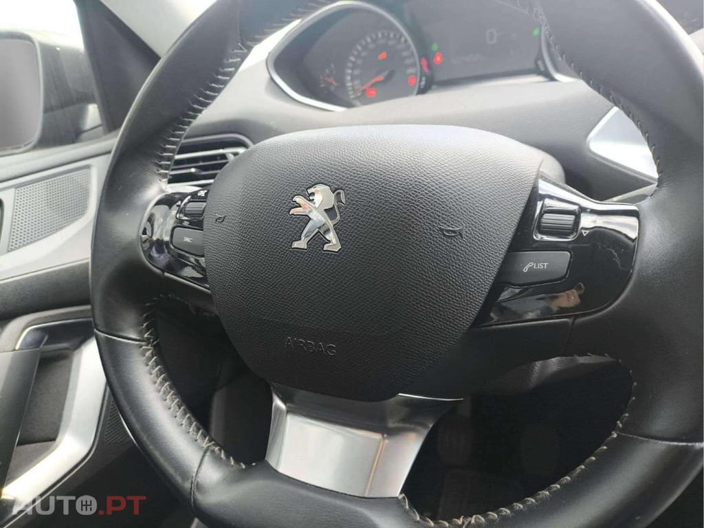 Peugeot 308 1.2i Style