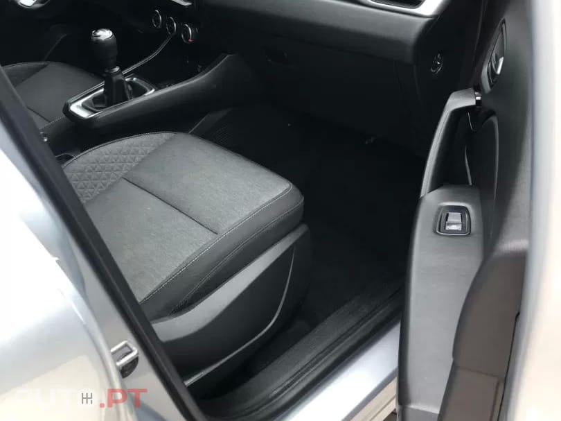 Renault Captur TCe 90 EVOLUTION
