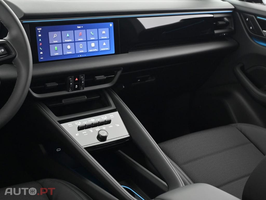Porsche Macan Panorama