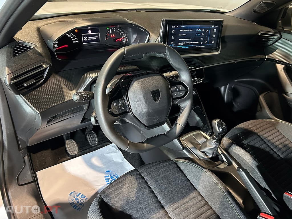 Peugeot 2008 1.2 PureTech Active Pack