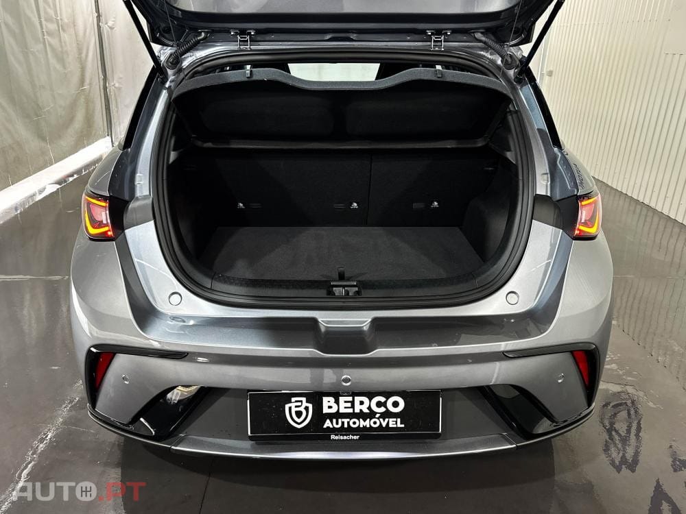 BYD Dolphin 60.4 kWh Design