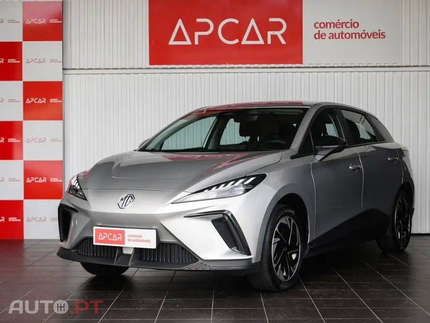 MG MG4 51 kWh Standard