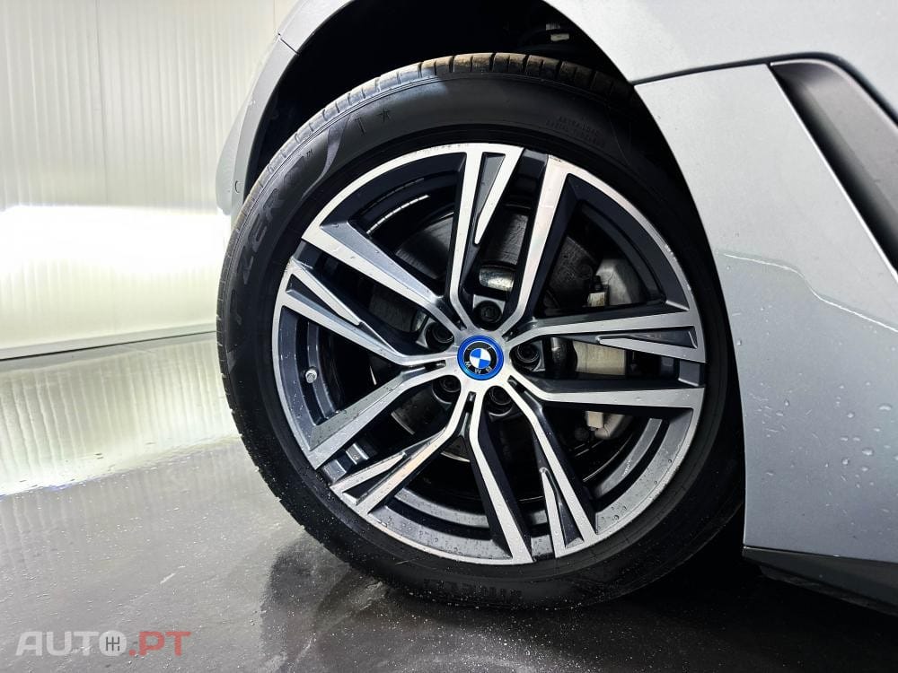 BMW i4 eDrive40 Luxury Line
