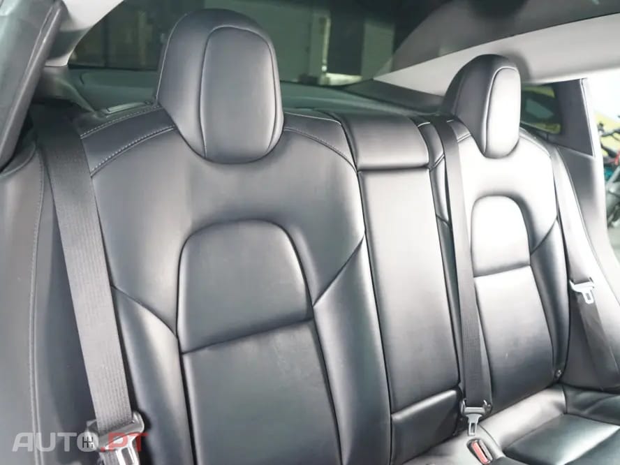 Tesla Model 3 Long Range AWD Dual Motor