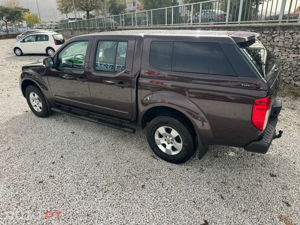 Nissan Navara 2.5 dCi CD LE 4WD