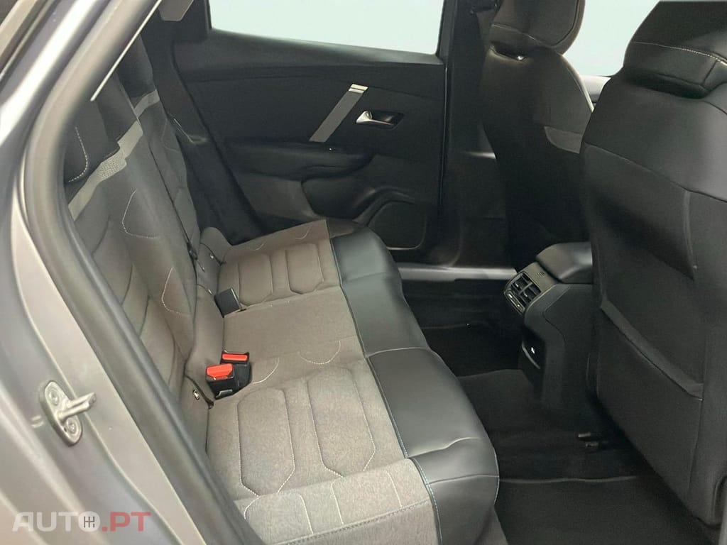 Citroen C4 1.2 PureTech Feel Pack EAT8