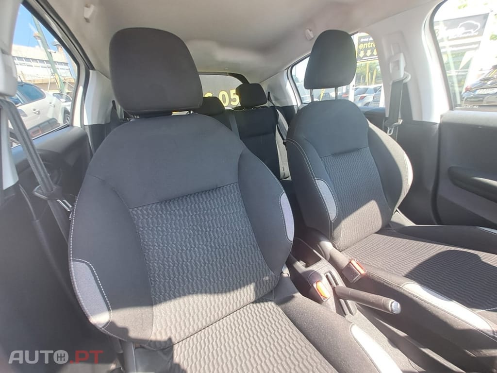 Peugeot 208 82 VTI Allure