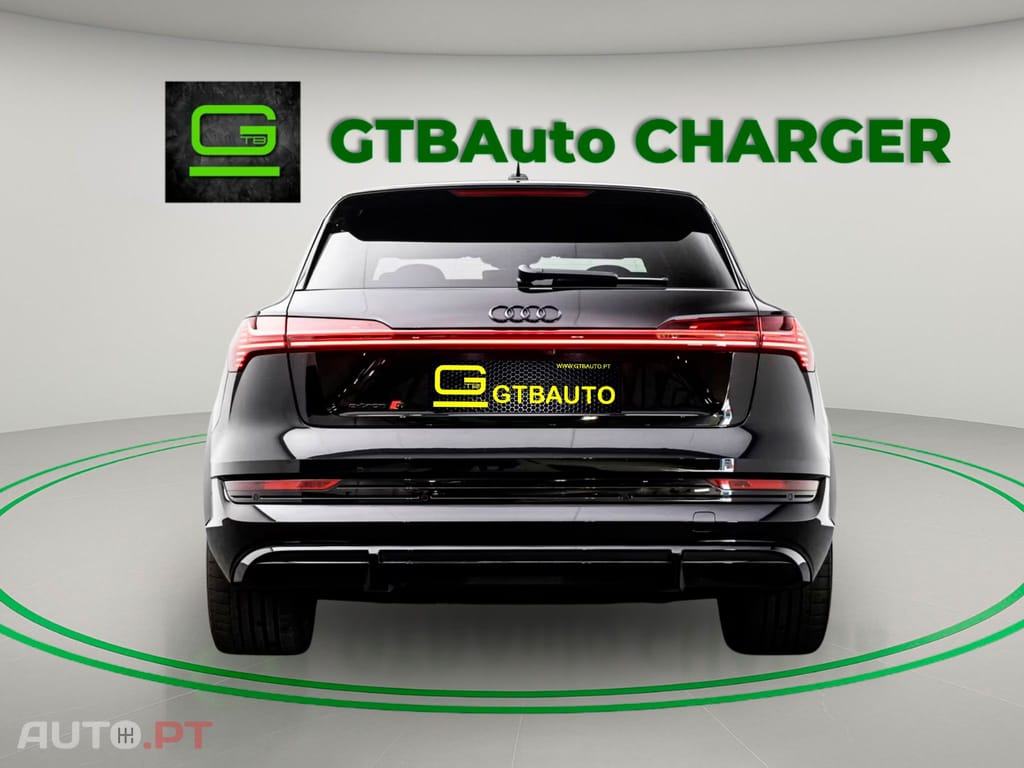 Audi E-Tron S ALL-BLACK