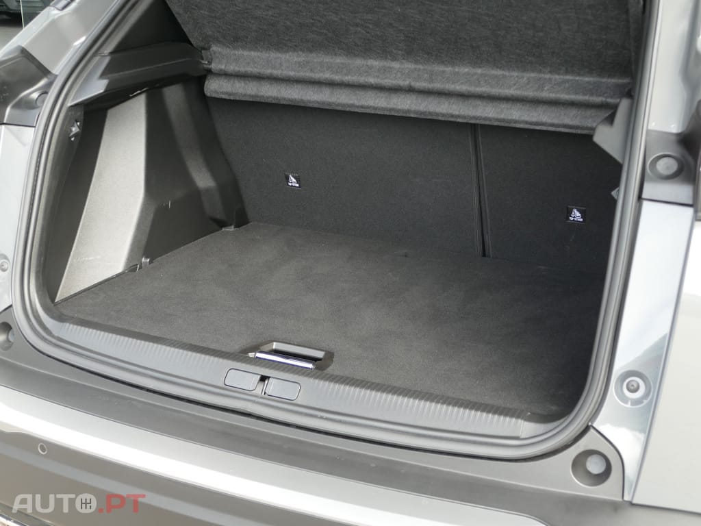Peugeot 2008 1.2 PureTech GT EAT8