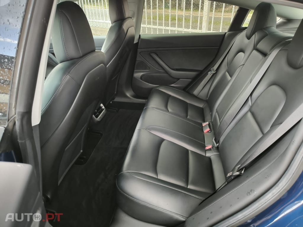 Tesla Model 3 Long Range AWD Dual Motor