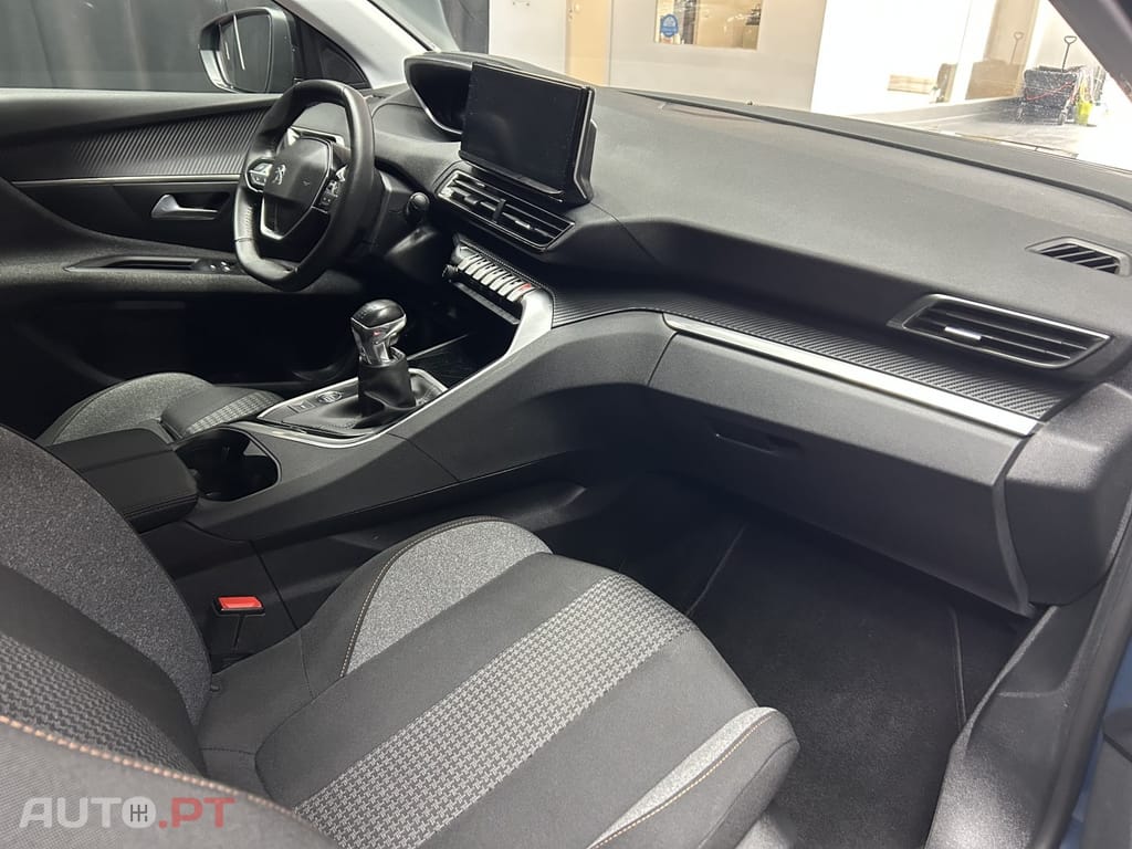 Peugeot 3008 1.2 PureTech Active Pack