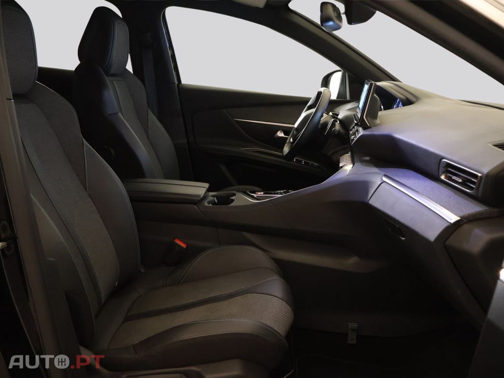 Peugeot 3008 PHEV Allure 