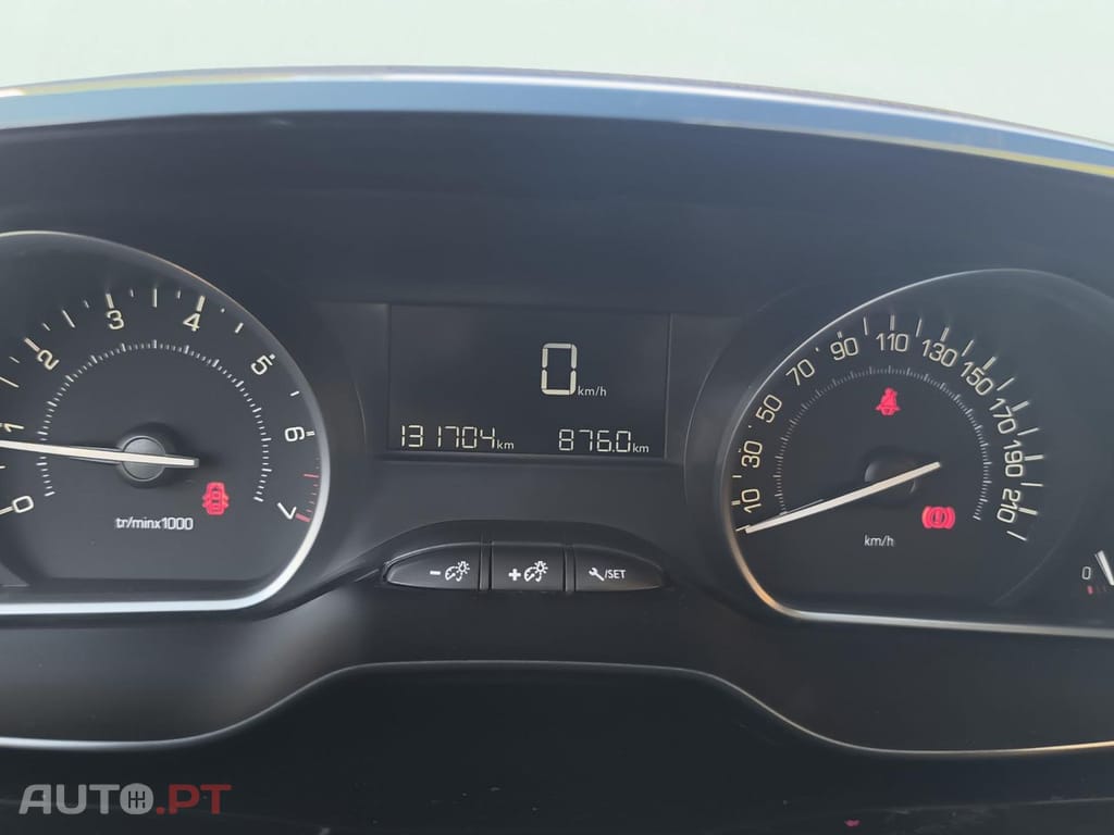 Peugeot 2008 1.2 PureTech Style