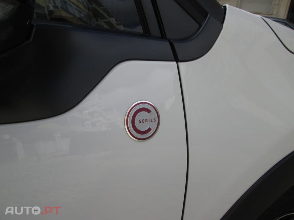 Citroen C3 1.2 PureTech C-Series