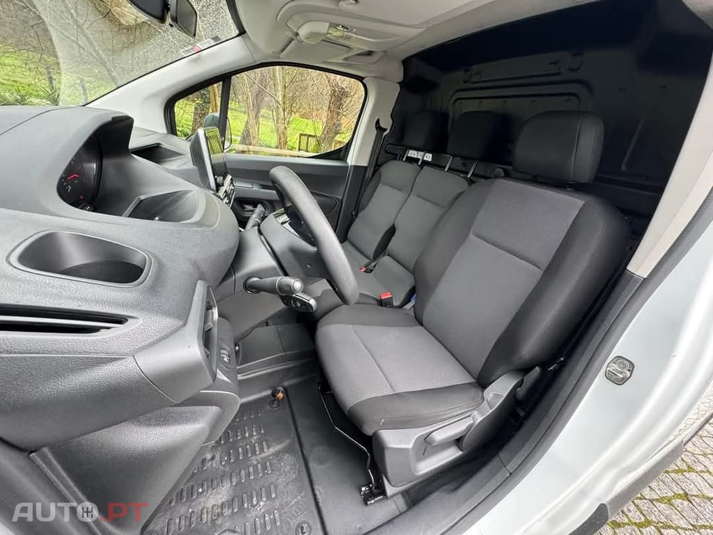 Peugeot Partner 1.5 BlueHDi Premium Standard