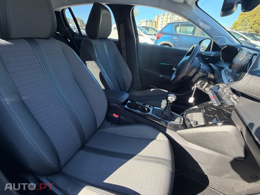 Peugeot 208 PureTech 100 Allure
