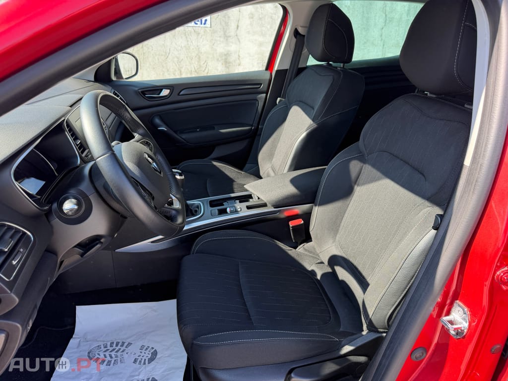 Renault Mégane 1.5 Blue dCi Limited J17