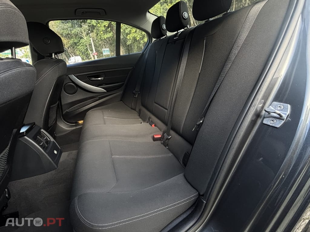 BMW 318 d Pack M
