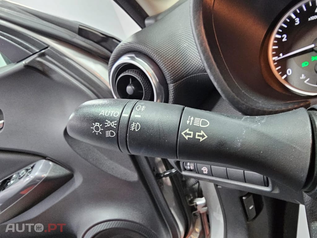 Nissan Juke 1.0 DIG-T N-Connecta