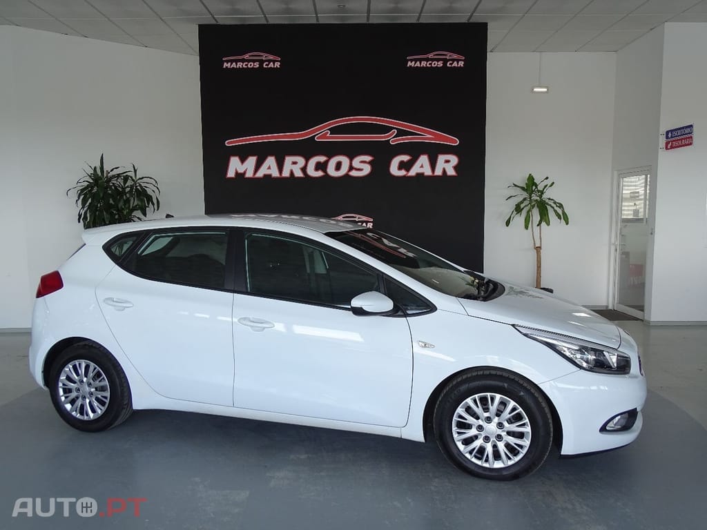 Kia Ceed 1.6 CRDi Urban