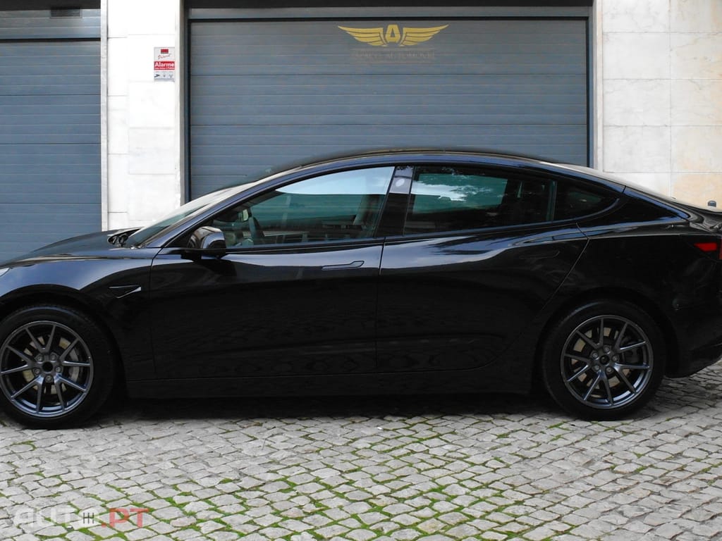 Tesla Model 3 Long Range Tração Traseira