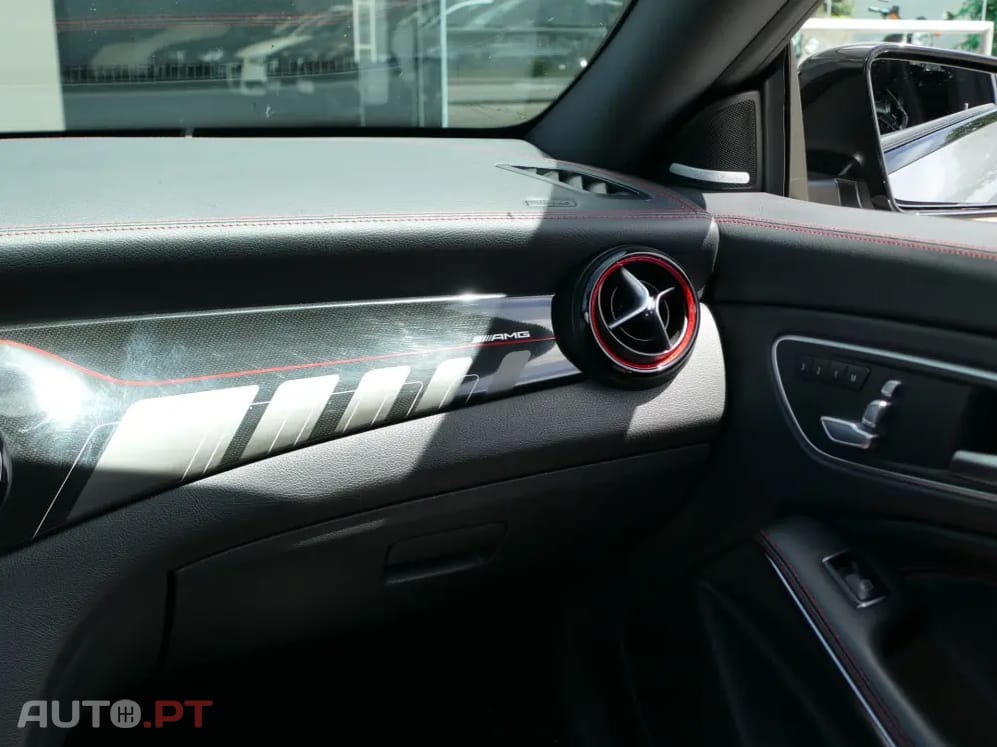 Mercedes-Benz CLA 45 AMG Shooting Brake 4-Matic