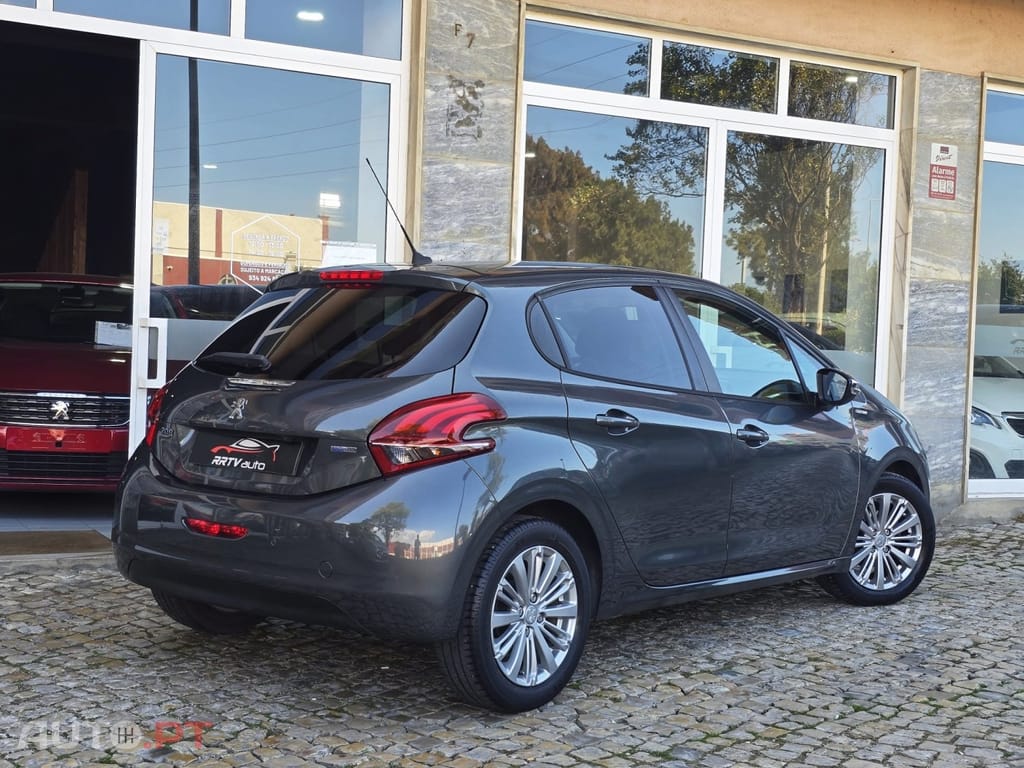 Peugeot 208 1.2 PureTech Style