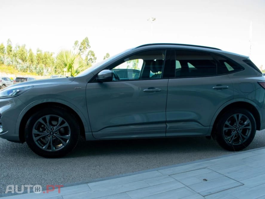 Ford Kuga 1.5 EcoBoost ST-Line