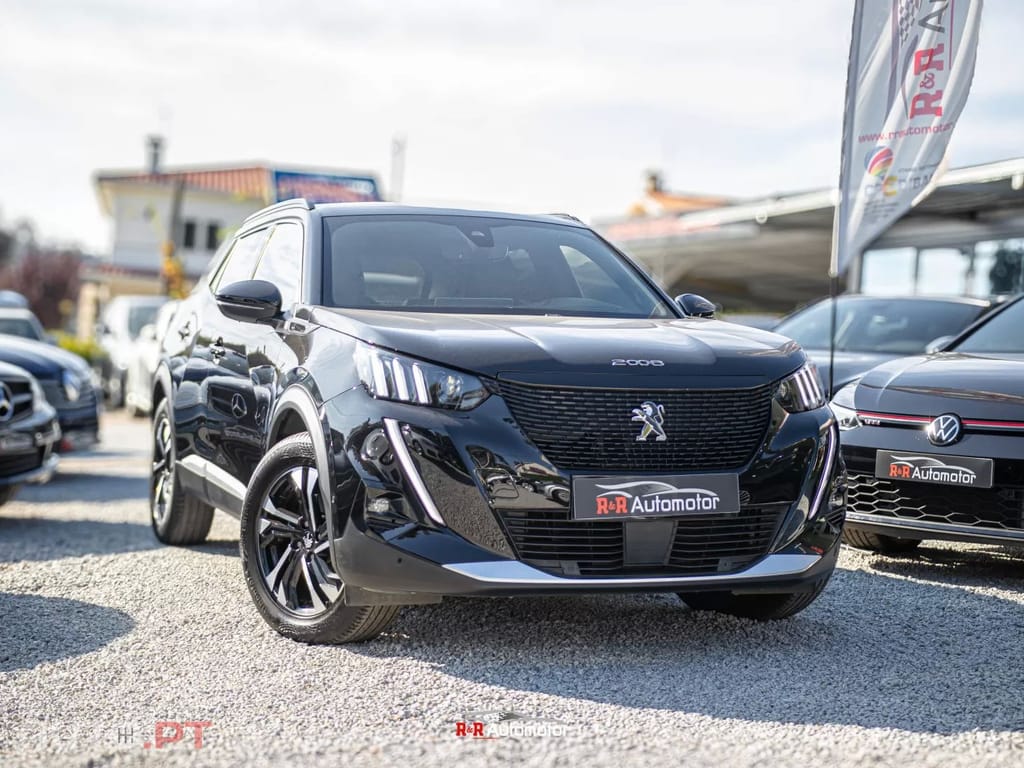 Peugeot E-2008 50 kWh GT
